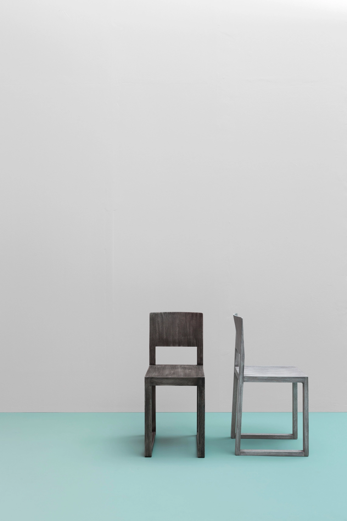 Stuhl BRERA 380 - Holz von Pedrali VE2 - dunkel grün lackiert