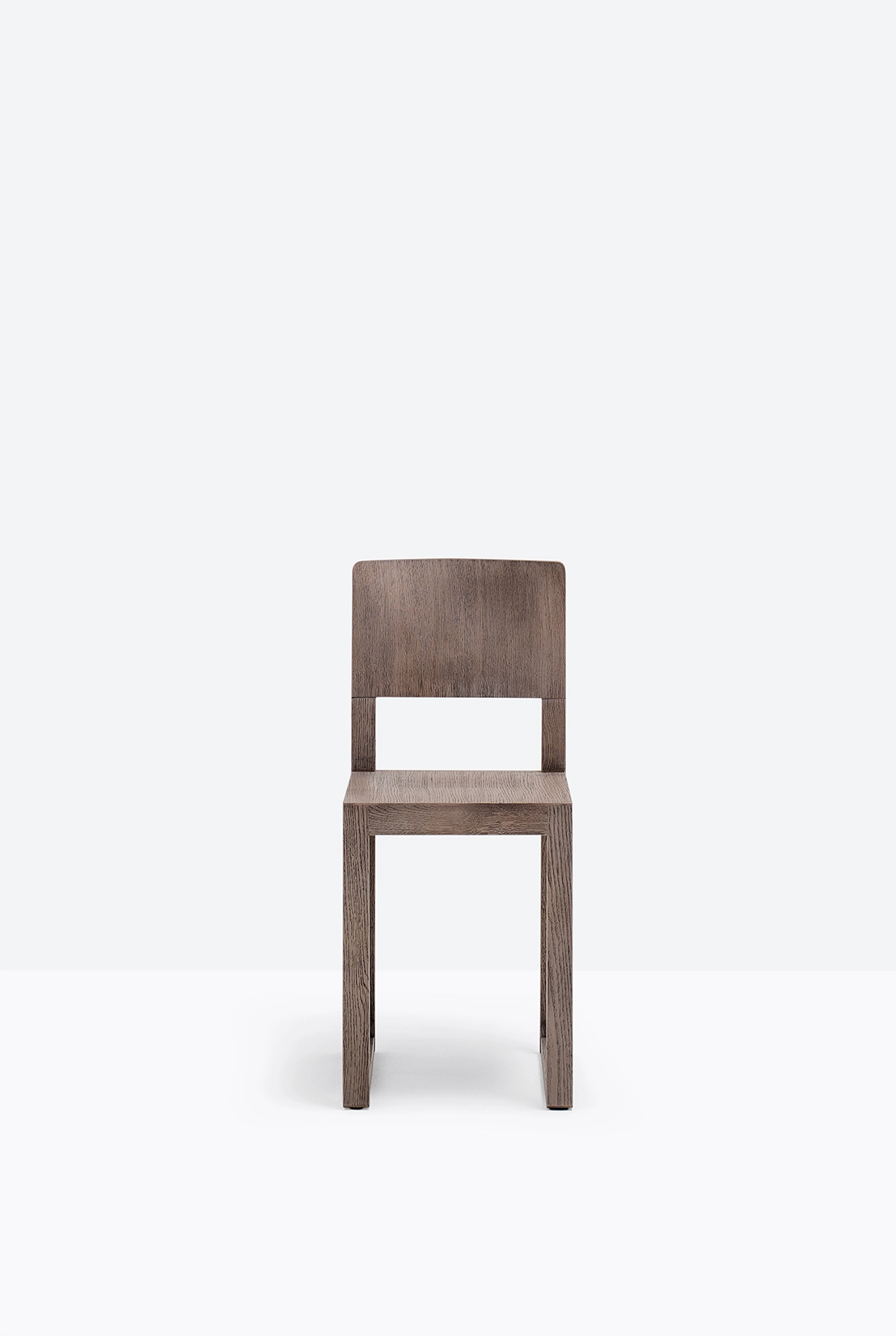Stuhl BRERA 380 - Holz von Pedrali AZ1 - hell blau lackiert